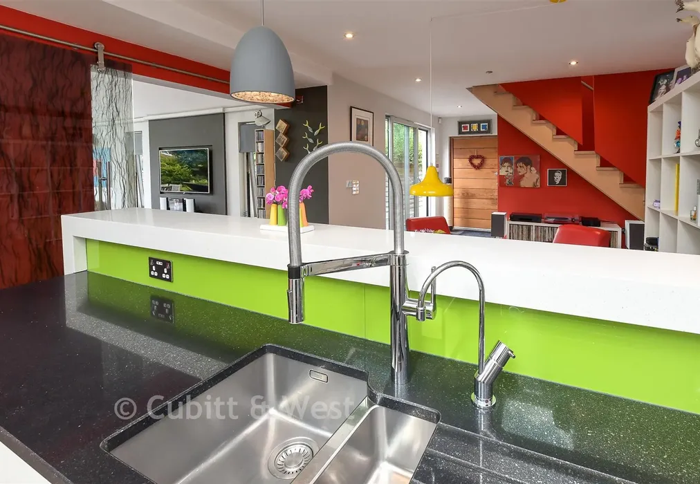Internal Lifestyle Photograph - Masons Bridge Road, Redhill, Surrey - Wards of Kent