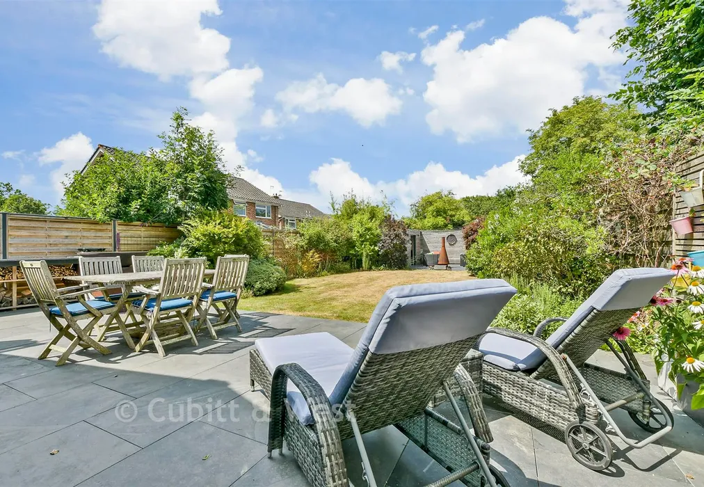 Rear Garden - Masons Bridge Road, Redhill, Surrey - Wards of Kent