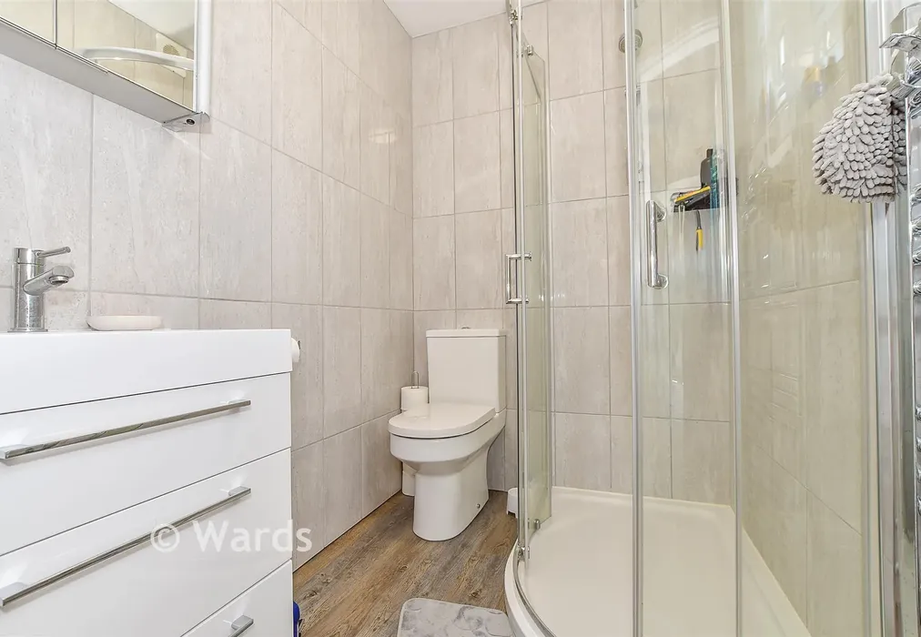 Shower Room - St. Andrew's Road, Littlestone, New Romney, Kent - Wards of Kent