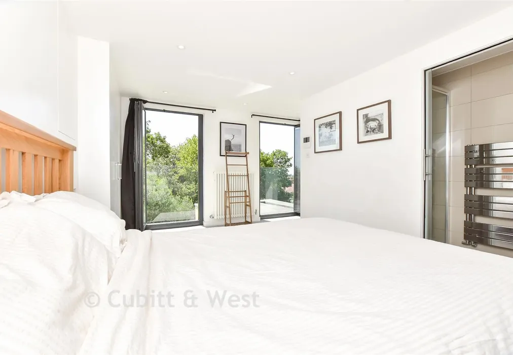 Bedroom 1 - Morley Road, Sutton, Surrey - Wards of Kent