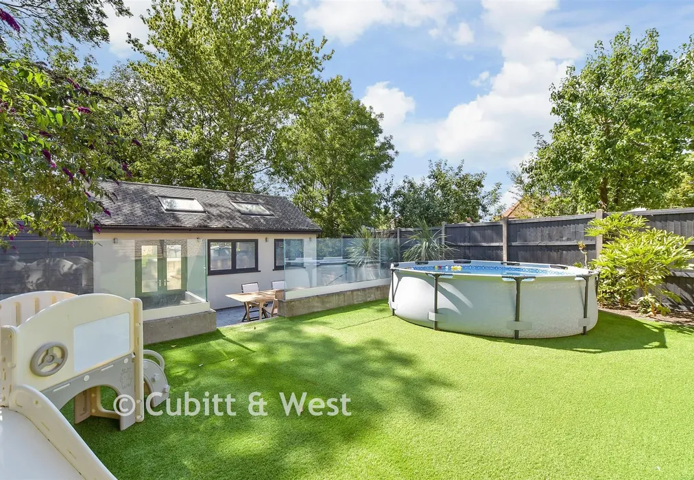 Rear Garden - Morley Road, Sutton, Surrey - Wards of Kent