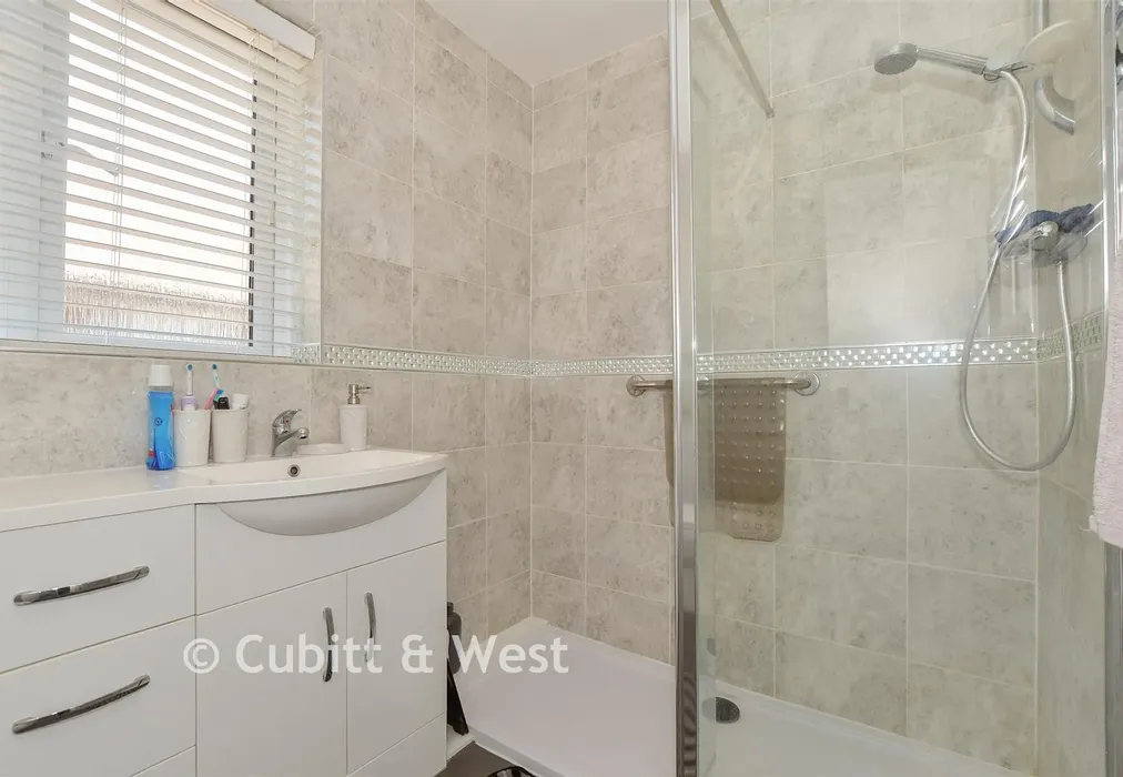 Shower Room - Farhalls Crescent, Horsham, West Sussex - Wards of Kent