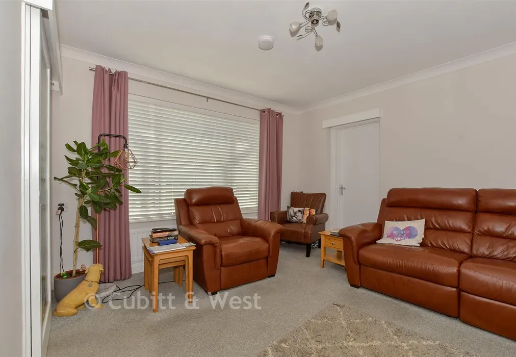 Lounge/Dining Room - Farhalls Crescent, Horsham, West Sussex - Wards of Kent
