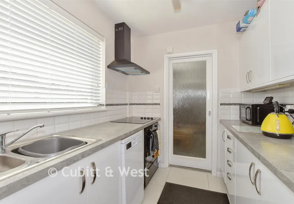Kitchen - Farhalls Crescent, Horsham, West Sussex - Wards of Kent