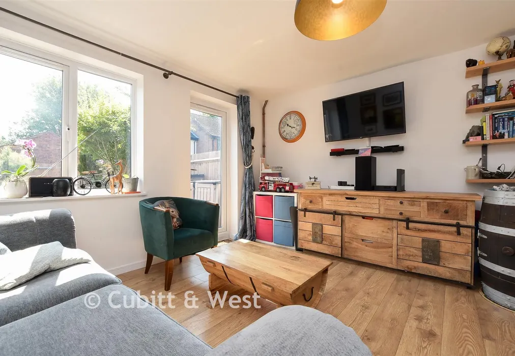 Kitchen Lounge/Diner - Carlton Tye, Horley, Surrey - Wards of Kent