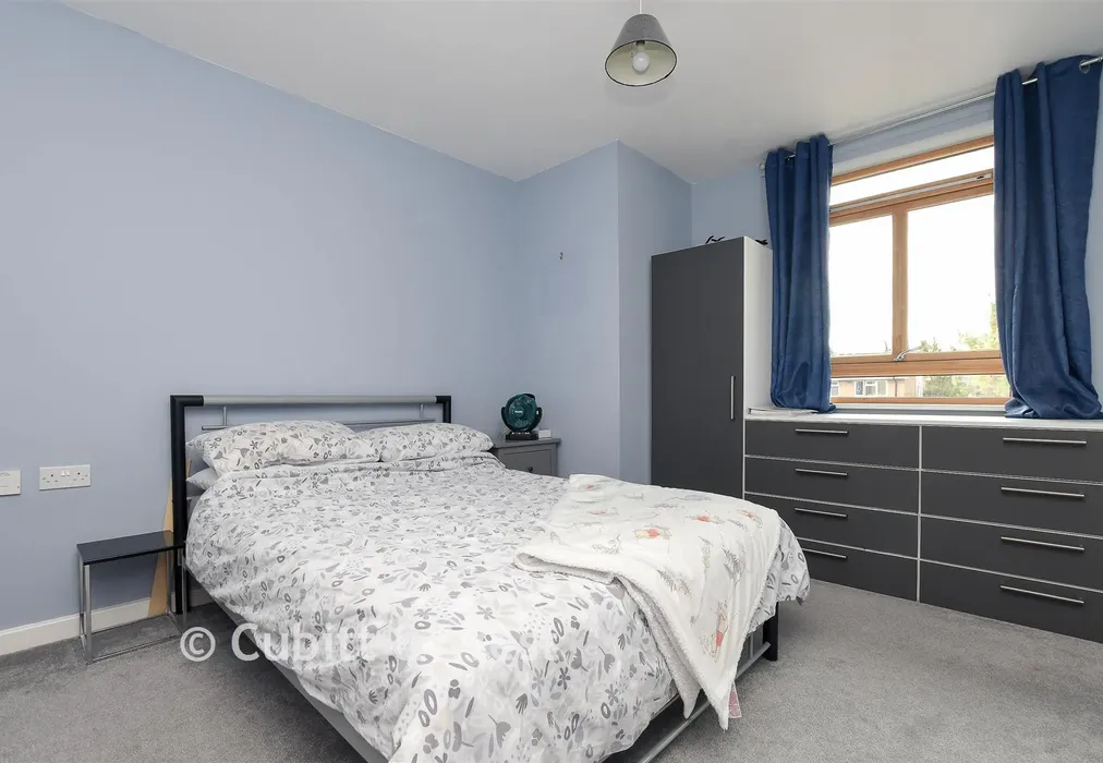 Bedroom 1 - Carlton Road, Redhill, Surrey - Wards of Kent