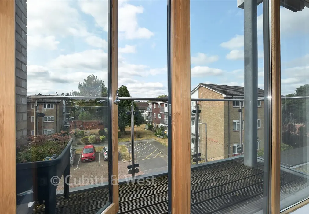 Balcony - Carlton Road, Redhill, Surrey - Wards of Kent
