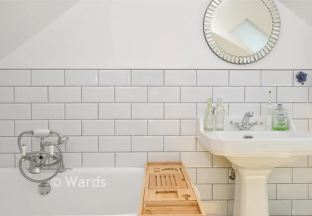 Internal Lifestyle Photograph - Valley Drive, Loose, Maidstone, Kent - Wards of Kent
