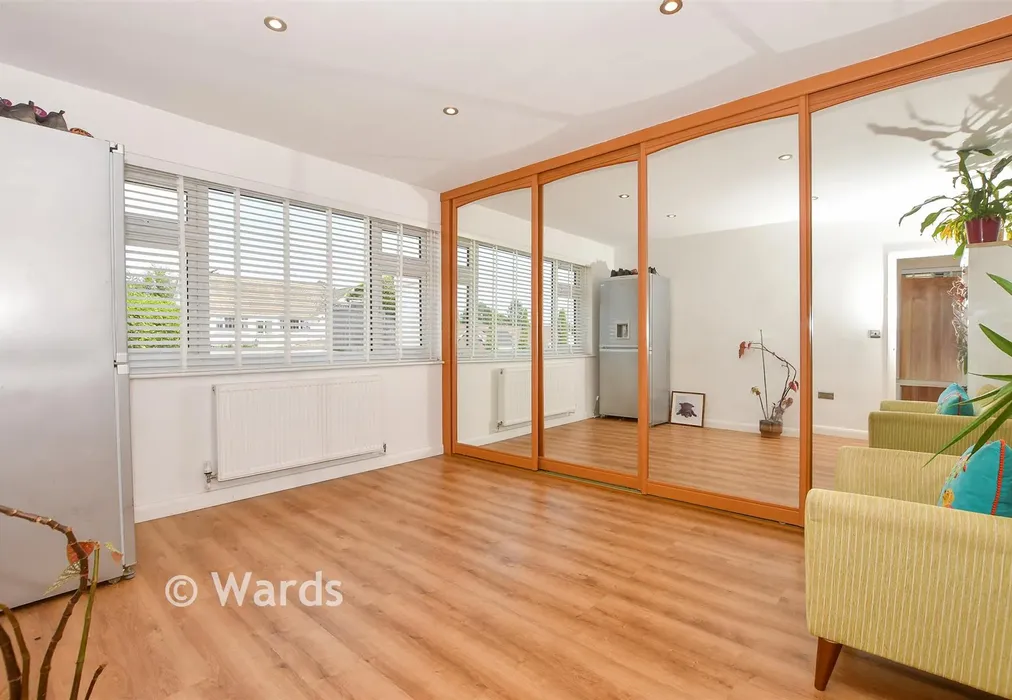 Bedroom 3 - Valley Drive, Loose, Maidstone, Kent - Wards of Kent