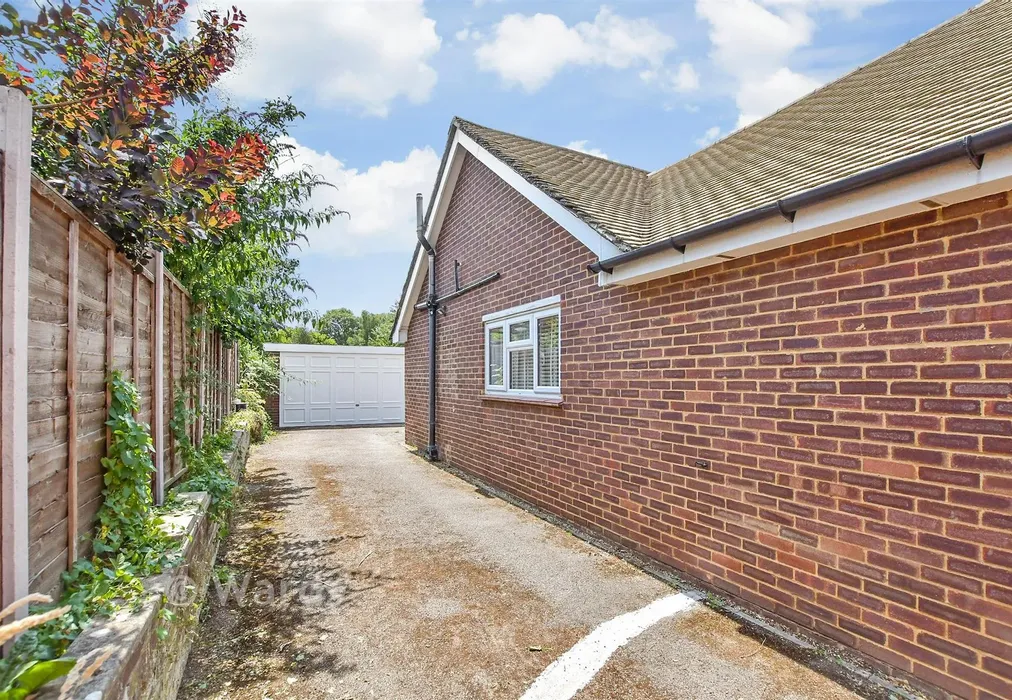 Garage - Valley Drive, Loose, Maidstone, Kent - Wards of Kent