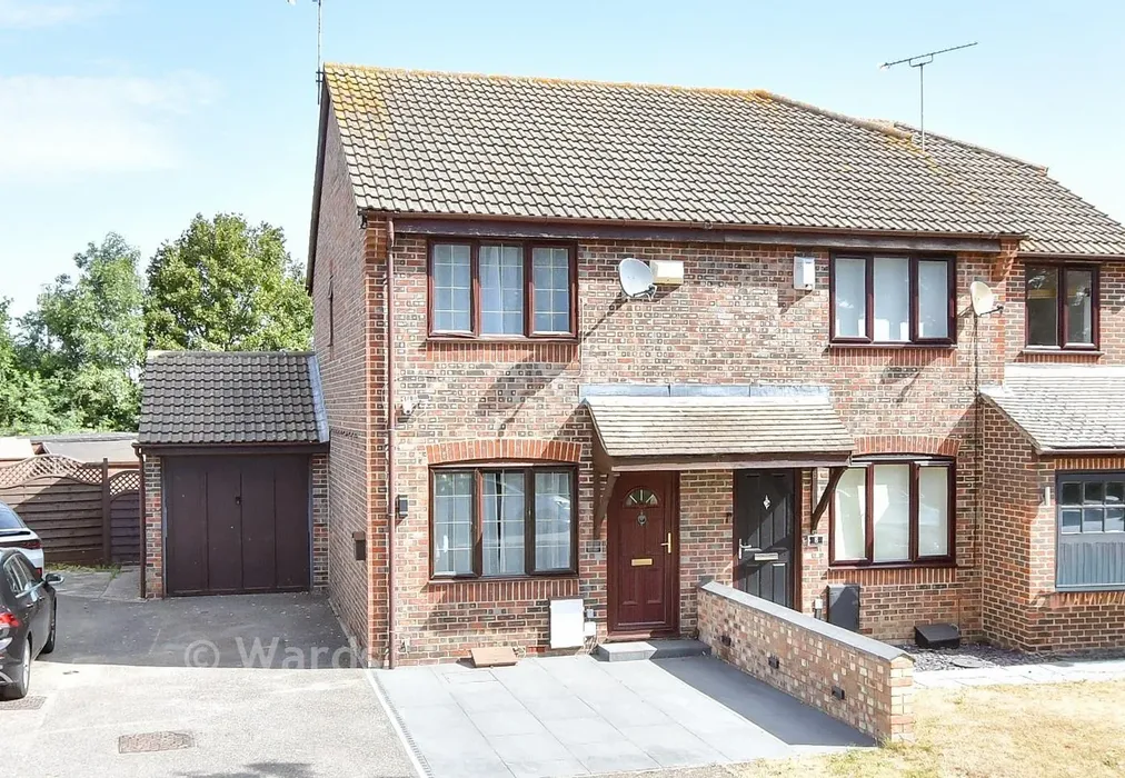 External W - School Crescent, Godshill, Kent - Wards of Kent