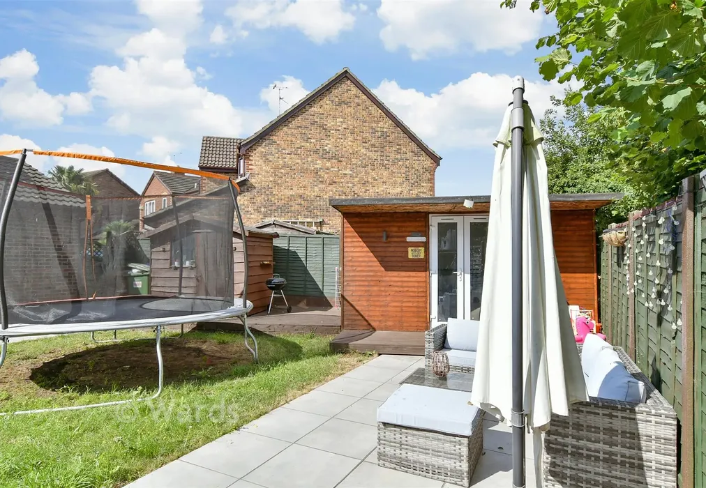 Rear Garden - School Crescent, Godshill, Kent - Wards of Kent