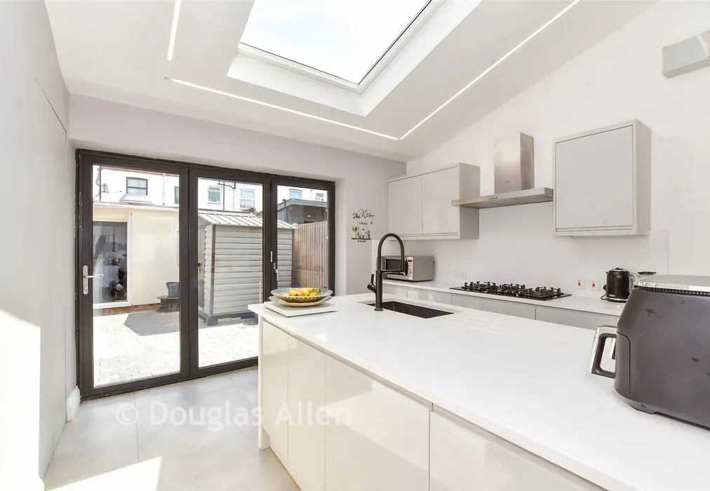 Kitchen - Jewel Road, Walthamstow - Wards of Kent