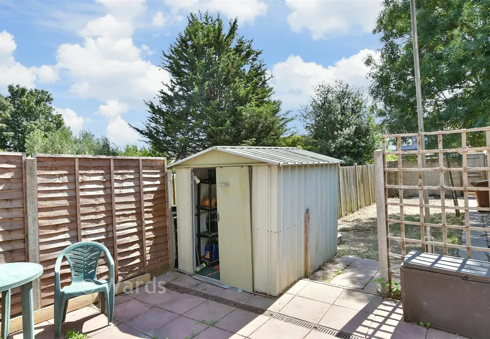 Rear Garden - Cavendish Avenue, Gillingham, Kent - Wards of Kent