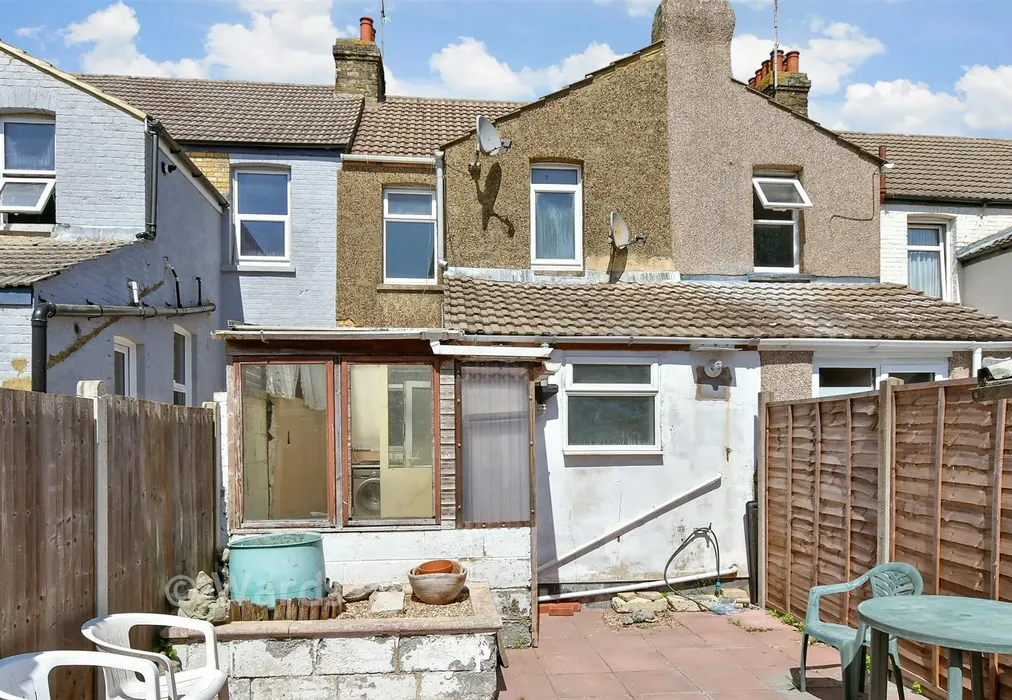 Rear Elevation - Cavendish Avenue, Gillingham, Kent - Wards of Kent