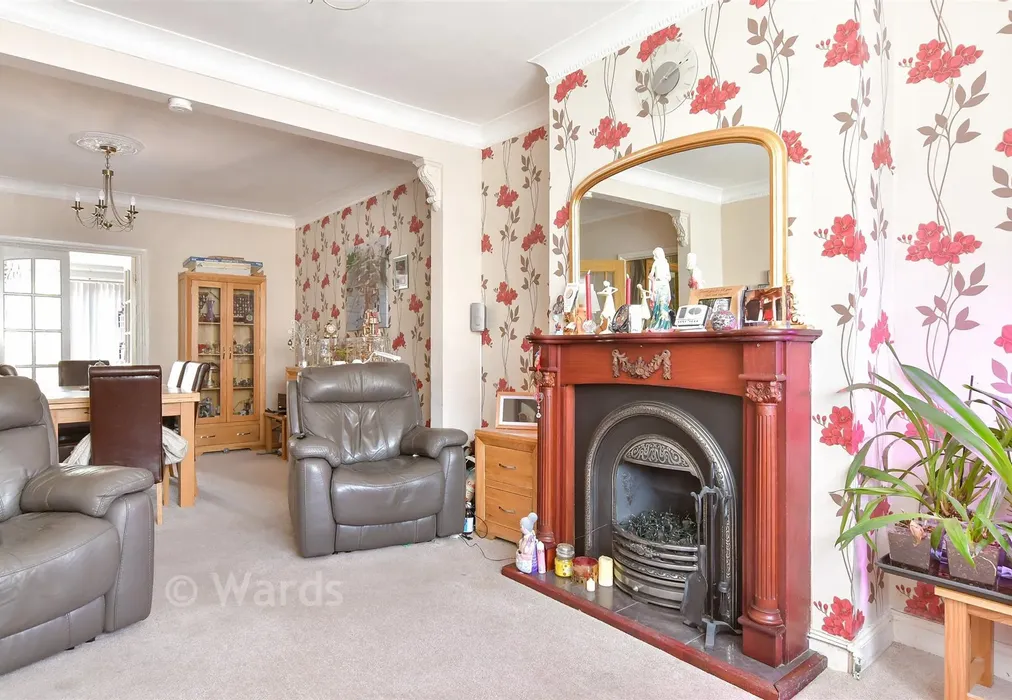 Lounge Blurred - Smarts Road, Gravesend, Kent - Wards of Kent