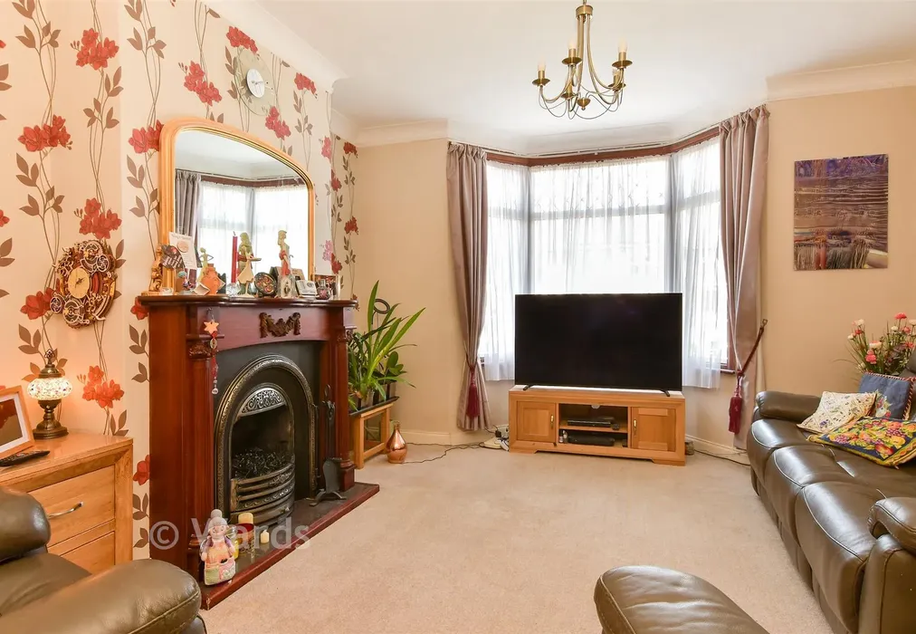 Lounge Blurred - Smarts Road, Gravesend, Kent - Wards of Kent