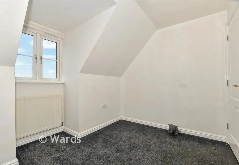 Bedroom 5 - Barley Way, Ashford, Kent - Wards of Kent