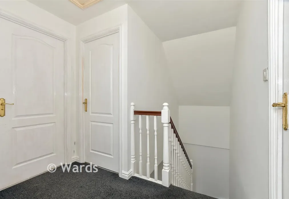 Landing - Barley Way, Ashford, Kent - Wards of Kent