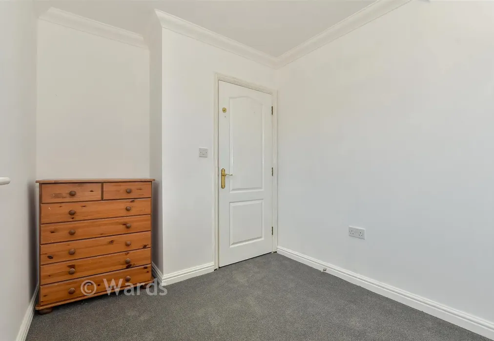 Bedroom 6 - Barley Way, Ashford, Kent - Wards of Kent