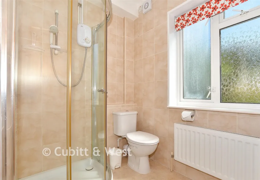 Shower Room - Felpham Gardens, Bognor Regis, West Sussex - Wards of Kent