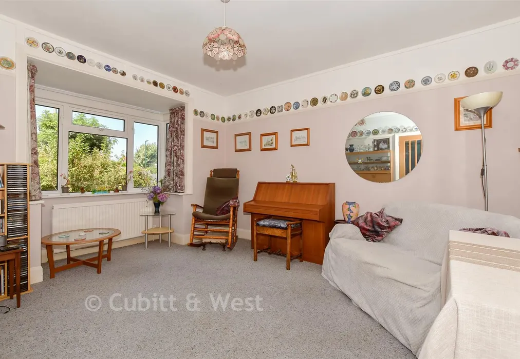 Dining Room - Felpham Gardens, Bognor Regis, West Sussex - Wards of Kent