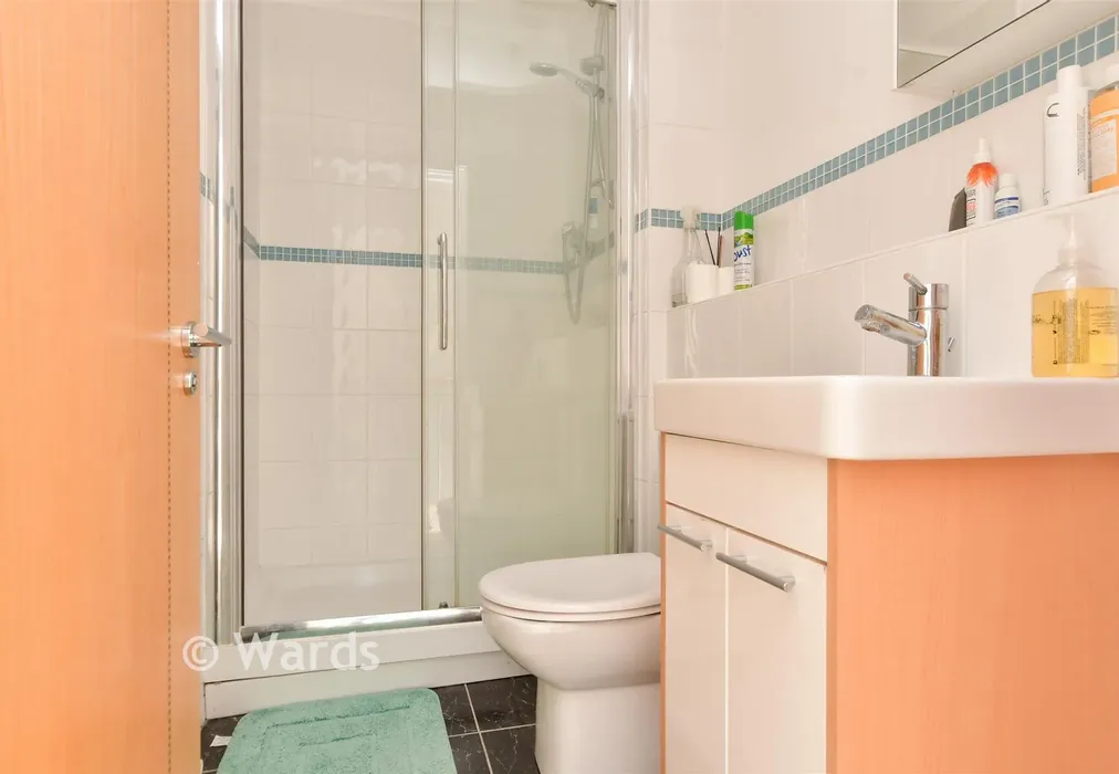 Shower Room - Parish Close, Broadstairs, Kent - Wards of Kent
