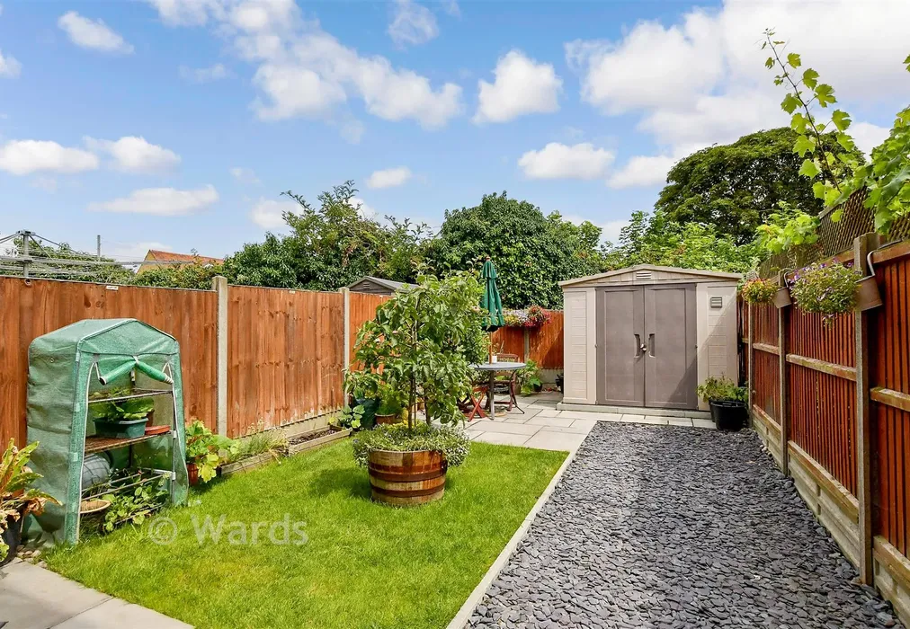 Rear Garden - Parish Close, Broadstairs, Kent - Wards of Kent