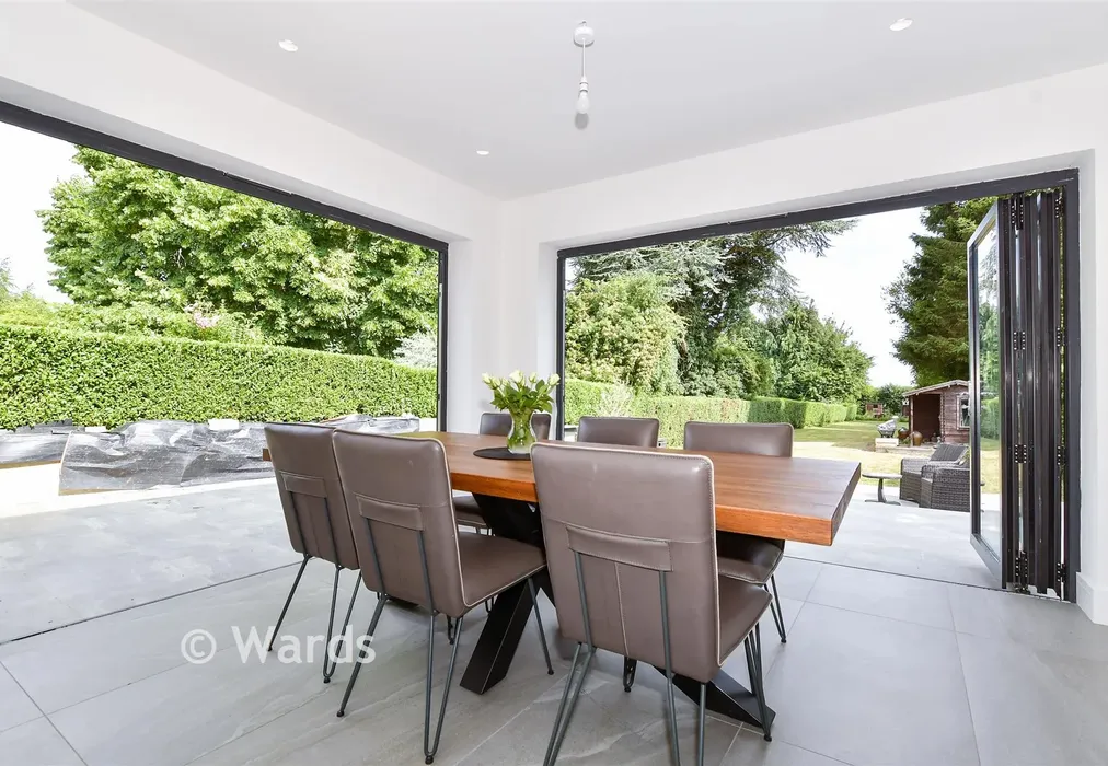 Kitchen/Dining/Family Room - Heath Road, Boughton Monchelsea, Maidstone, Kent - Wards of Kent