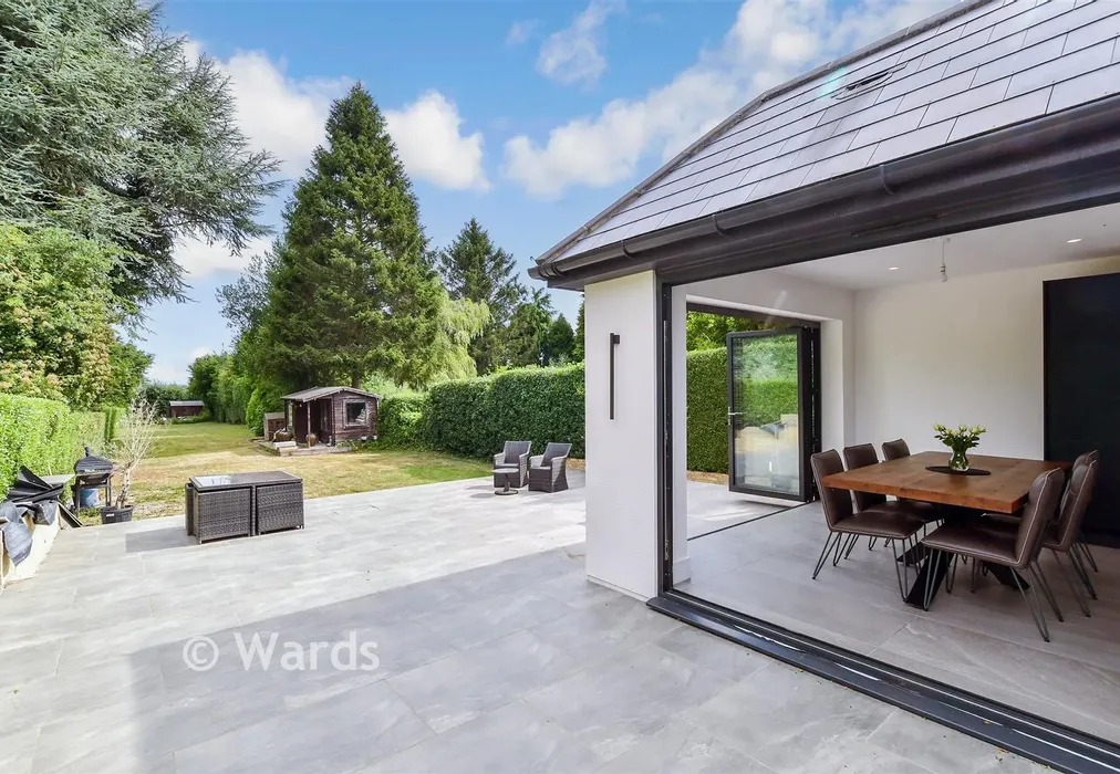 Rear Garden - Heath Road, Boughton Monchelsea, Maidstone, Kent - Wards of Kent