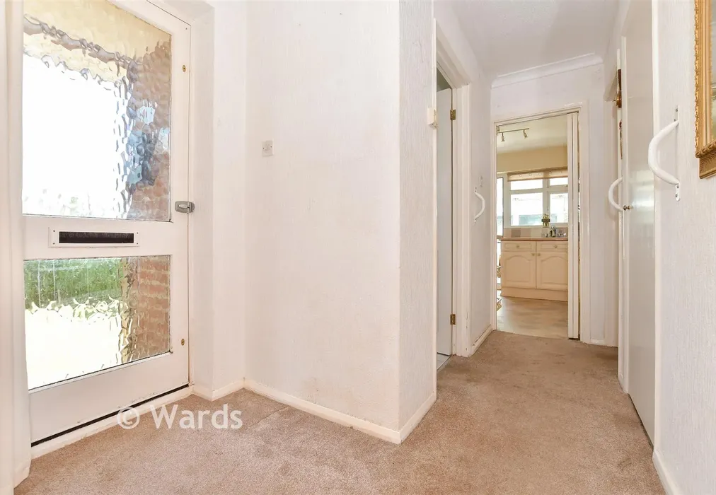 Entrance Hall - Peak Drive, Eastry, Sandwich, Kent - Wards of Kent