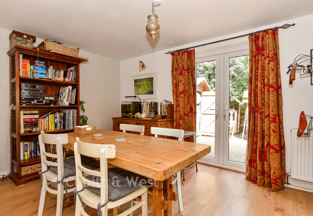 Living Room - Blackboys, Uckfield, East Sussex - Wards of Kent