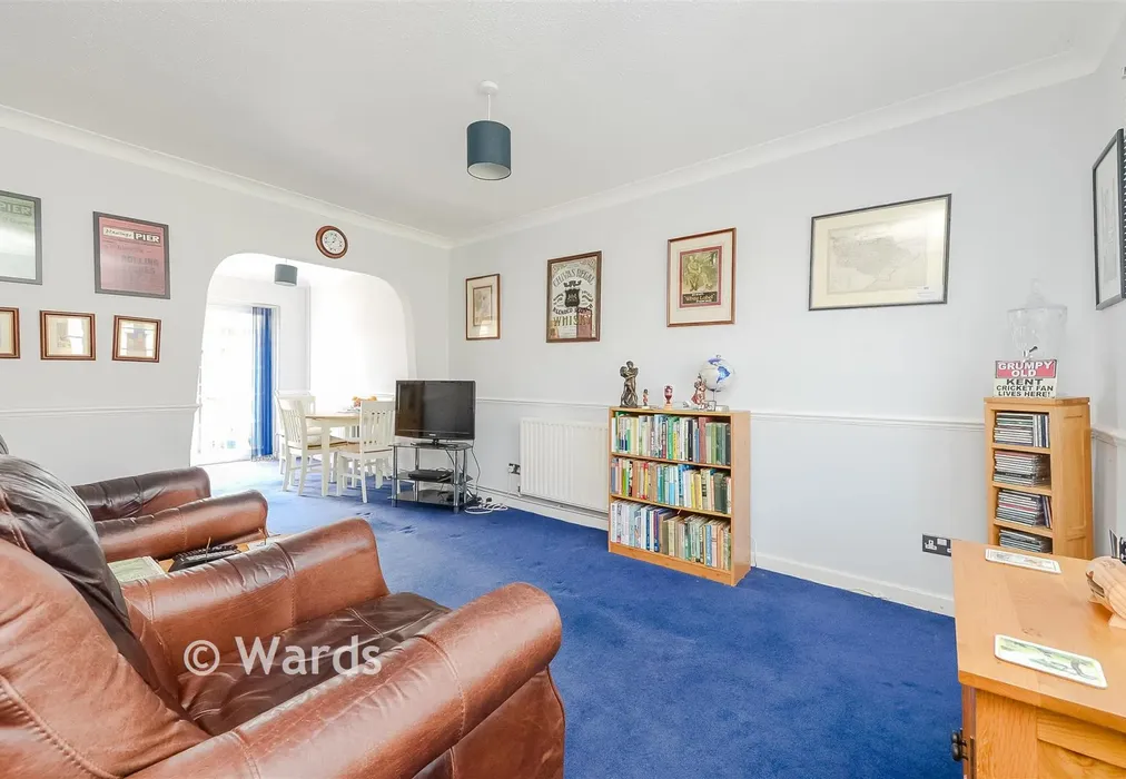 Lounge - Treetops Close, London - Wards of Kent