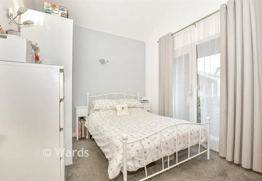 Bedroom 2 - Duke Of York Way, Coxheath, Maidstone, Kent - Wards of Kent