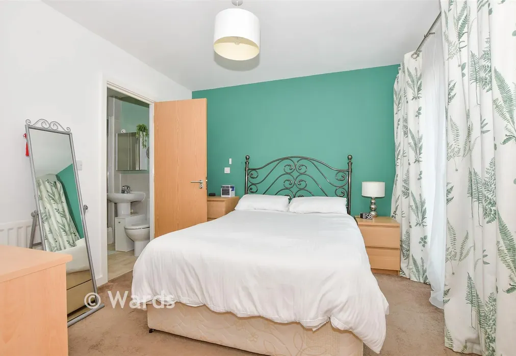 Bedroom 1 - Duke Of York Way, Coxheath, Maidstone, Kent - Wards of Kent