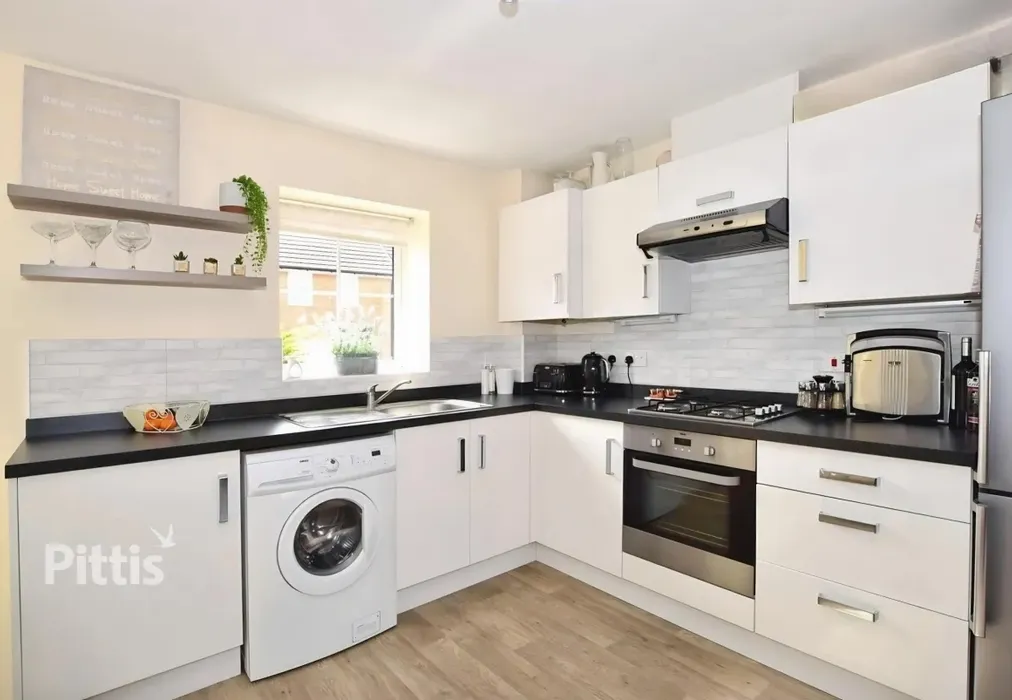  - St. Wilfred Drive East Cowes PO32 - Wards of Kent