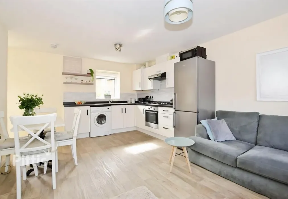  - St. Wilfred Drive East Cowes PO32 - Wards of Kent