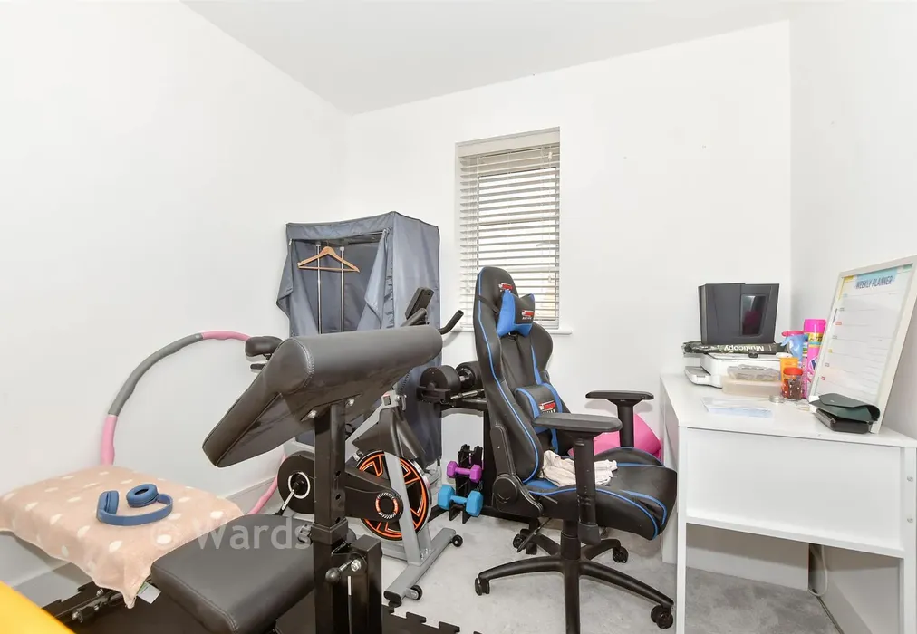 Bedroom 3 - Fairbrass Way, Canterbury, Kent - Wards of Kent
