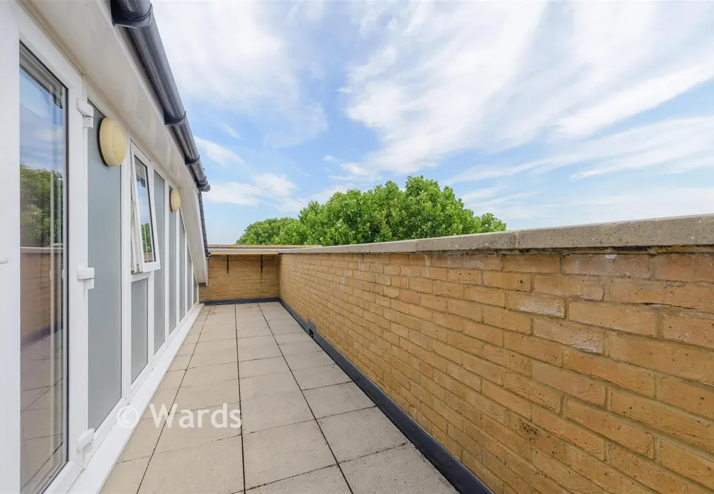 Balcony - South Street, Gravesend, Kent - Wards of Kent
