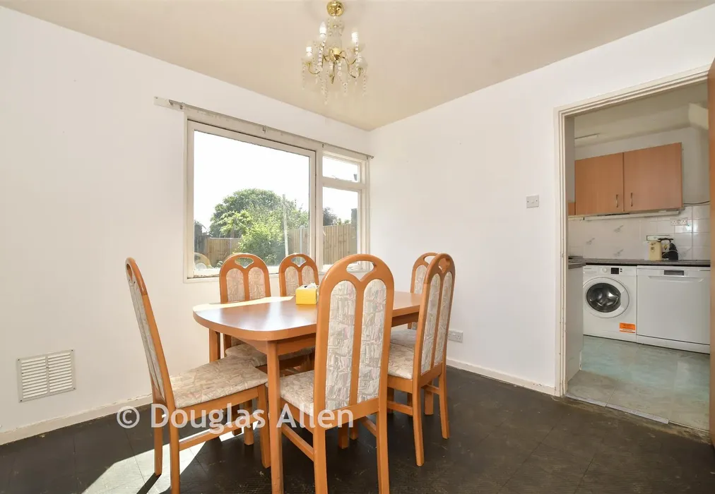 Dining Area - Great Knightleys, Basildon, Essex - Wards of Kent