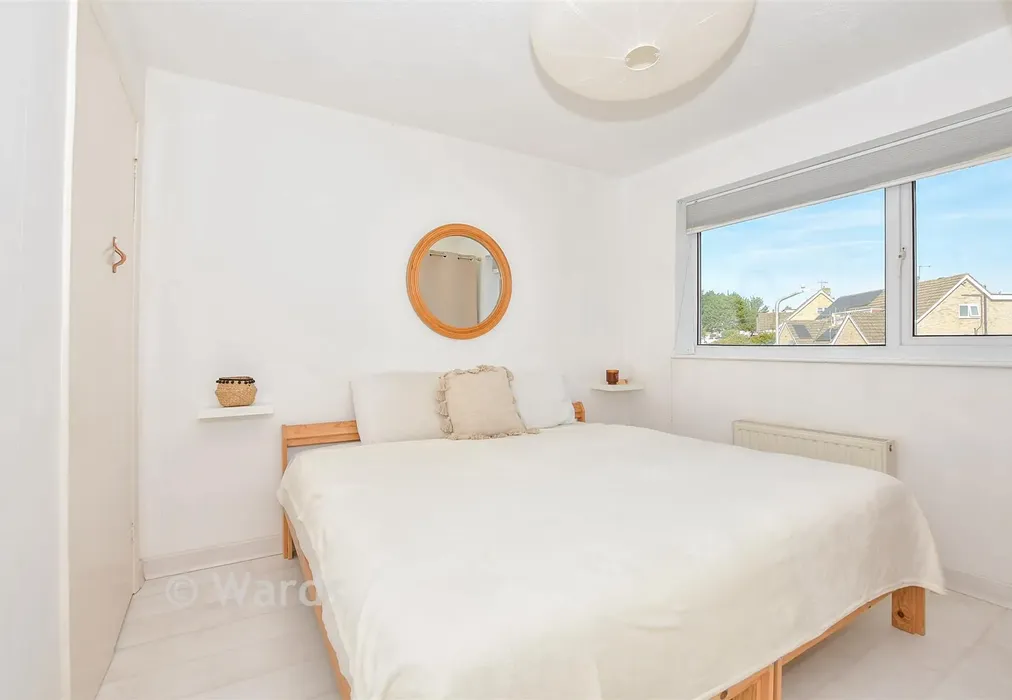 Bedroom 2 - Larch Crescent, Tonbridge, Kent - Wards of Kent