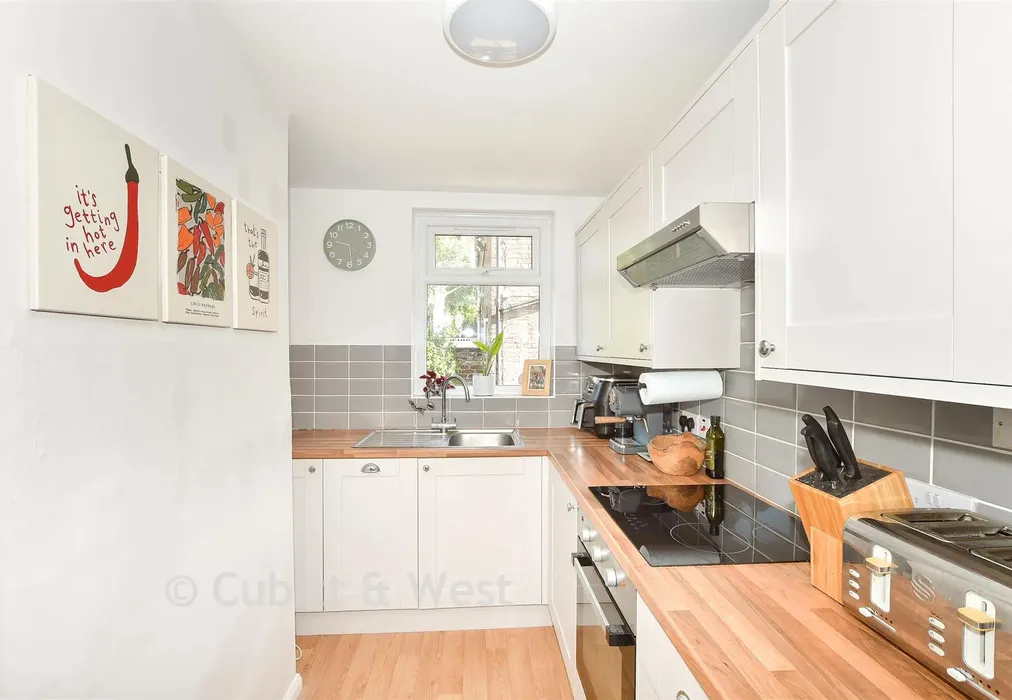 Kitchen - Nelson Road, Horsham, West Sussex - Wards of Kent