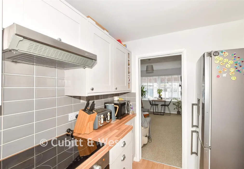 Kitchen - Nelson Road, Horsham, West Sussex - Wards of Kent