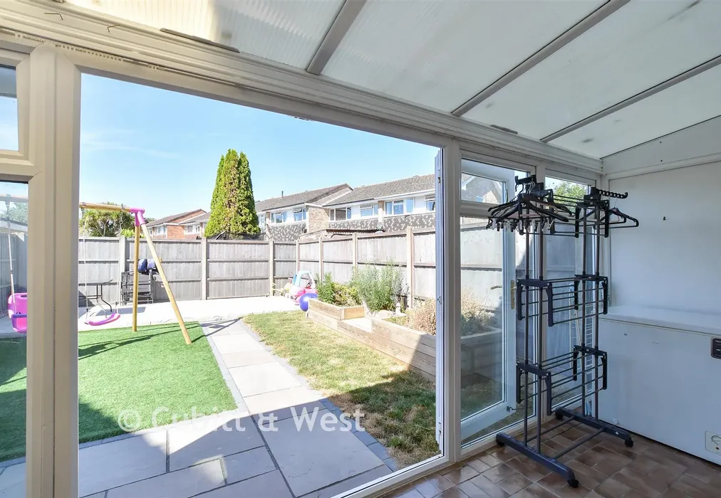Conservatory - Stroud Green Drive, Bognor Regis, West Sussex - Wards of Kent