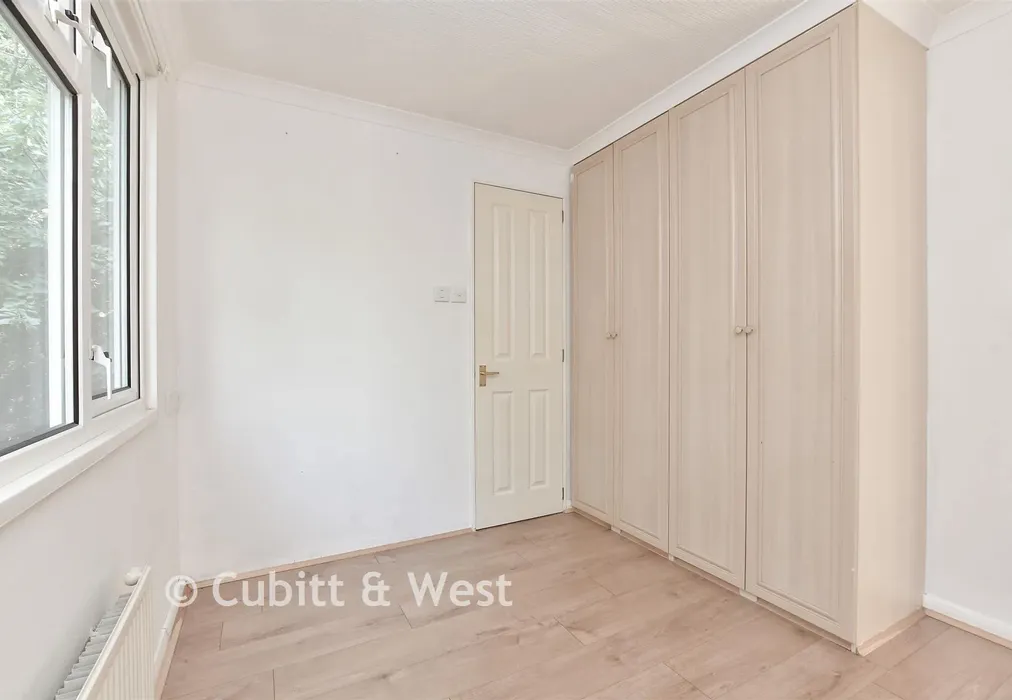 Bedroom 1 - Boxhill Road, Tadworth, Surrey - Wards of Kent