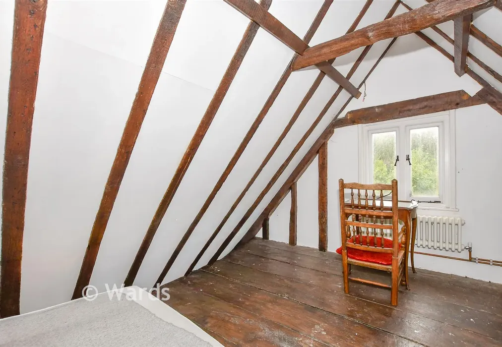 Loft Room - Old Loose Hill, Loose, Maidstone, Kent - Wards of Kent