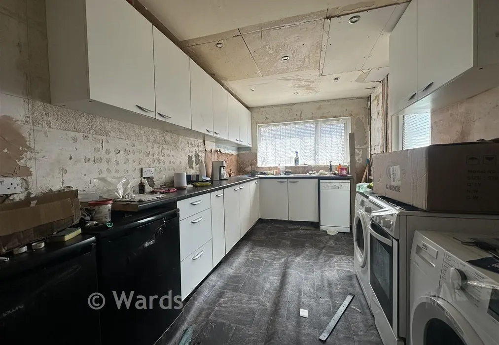 Kitchen - Crow Hill Road, Margate, Kent - Wards of Kent