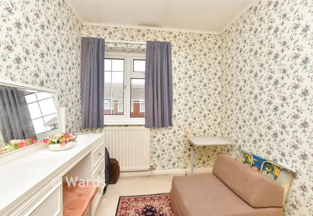 Bedroom 3 - Collingwood Walk, Sittingbourne, Kent - Wards of Kent