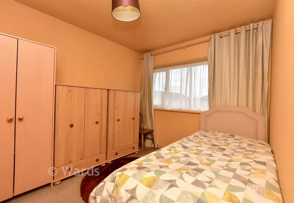 Bedroom 2 - Gladstone Drive, Sittingbourne, Kent - Wards of Kent