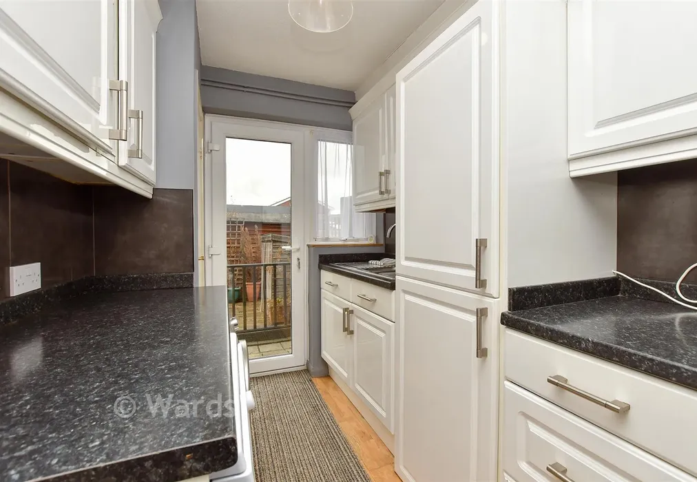 Kitchen - Gladstone Drive, Sittingbourne, Kent - Wards of Kent